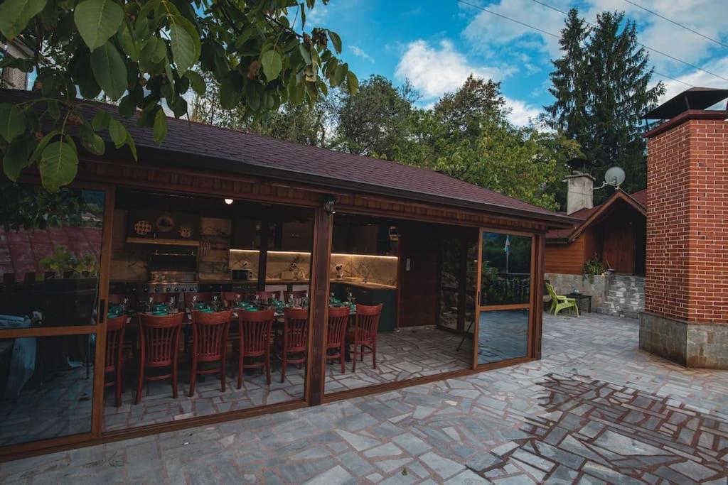 Duvaro Guesthouse Raduil Exterior foto